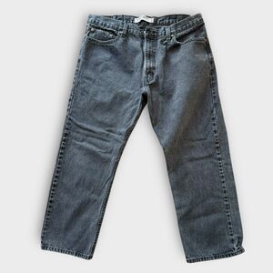 Levi’s 505 men’s size 40 x 29 gray denim blue jeans.